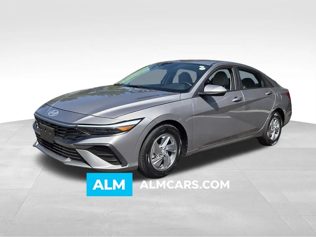 Gray 2024 Hyundai Elantra SE for sale in Macon, GA