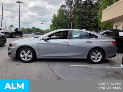 Photos of 2024 Chevrolet Malibu LT for sale in Macon, GA at ALM Hyundai Macon