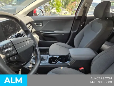 More photos of 2025 Kia K4 LXS at ALM Hyundai Macon, GA