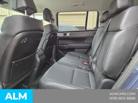 More photos of 2025 Hyundai Santa Fe SEL at ALM Hyundai Macon, GA