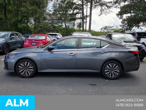 Another view of 2024 Nissan Altima 2.5 SV for sale in Macon, GA at ALM Hyundai Macon