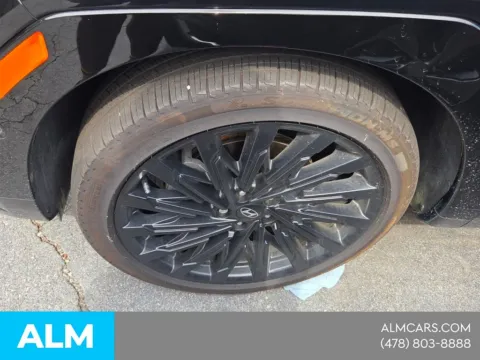 More photos of 2024 Hyundai Santa Fe Calligraphy at ALM Hyundai Macon, GA