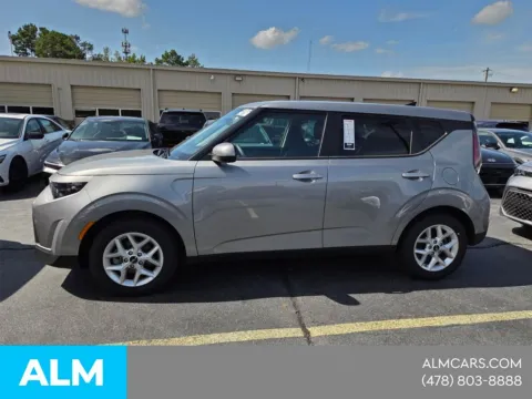 Photos of 2025 Kia Soul LX for sale in Macon, GA at ALM Hyundai Macon