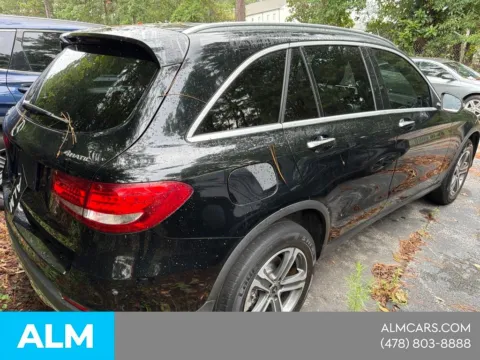 More photos of 2018 Mercedes-Benz GLC 300 at ALM Hyundai Macon, GA