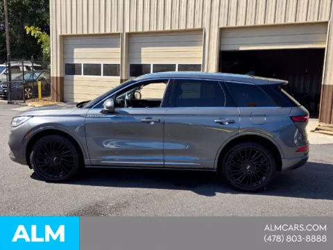 Photos of 2022 Lincoln Corsair Reserve for sale in Macon, GA at ALM Hyundai Macon