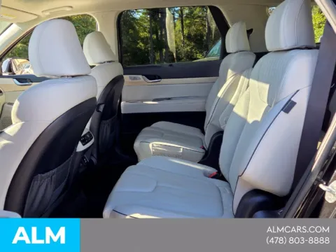 Another view of 2024 Hyundai Palisade Limited for sale in Macon, GA at ALM Hyundai Macon