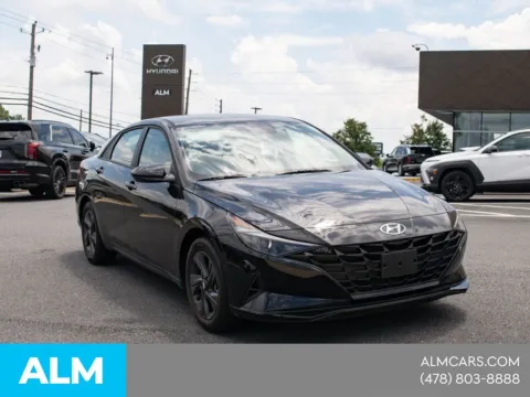 Photos of 2023 Hyundai Elantra SEL for sale in Macon, GA at ALM Hyundai Macon