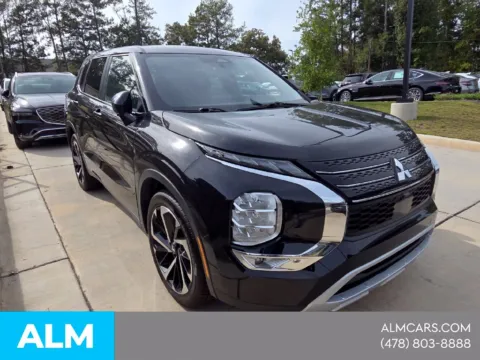 Another view of 2024 Mitsubishi Outlander for sale in Macon, GA at ALM Hyundai Macon