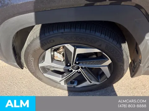 Another view of 2023 Hyundai Tucson Limited for sale in Macon, GA at ALM Hyundai Macon