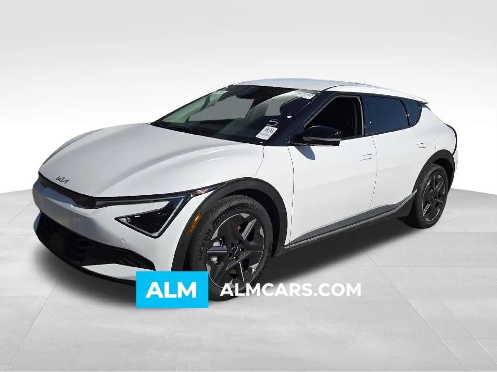 White 2025 Kia EV6 Light for sale in Macon, GA