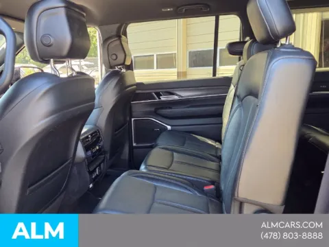 More photos of 2024 Jeep Wagoneer L Series II at ALM Hyundai Macon, GA