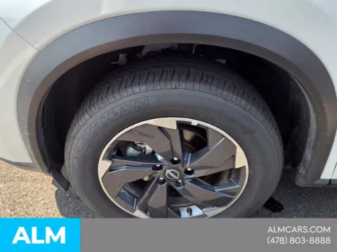 Photos of 2025 Nissan Rogue SV for sale in Macon, GA at ALM Hyundai Macon