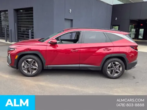 Photos of 2026 Hyundai Tucson SEL for sale in Macon, GA at ALM Hyundai Macon