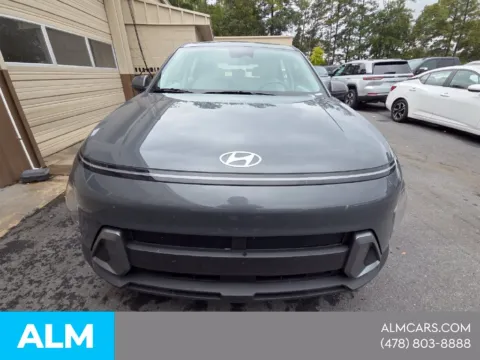 Photos of 2026 Hyundai Kona SE for sale in Macon, GA at ALM Hyundai Macon