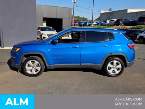 Photos of 2019 Jeep Compass Latitude for sale in Macon, GA at ALM Hyundai Macon