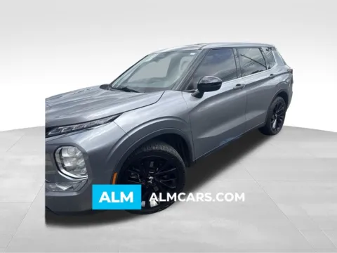 Gray 2022 Mitsubishi Outlander SE for sale in Macon, GA