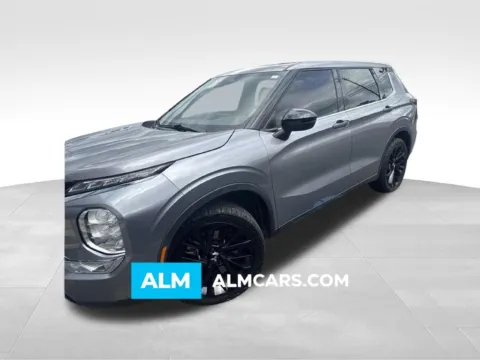 Gray 2022 Mitsubishi Outlander SE for sale in Macon, GA