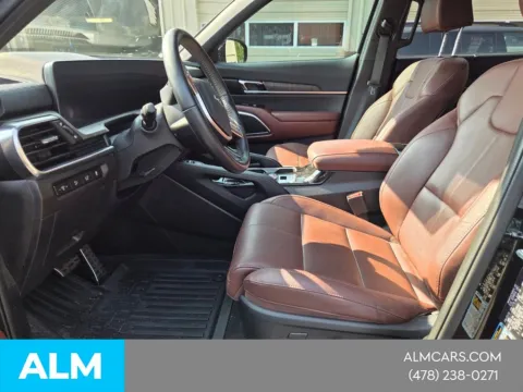 Photos of 2025 Kia Telluride SX for sale in Macon, GA at Genesis of Macon