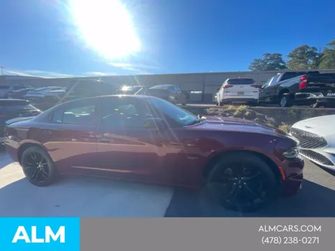 More photos of 2018 Dodge Charger R/T at Genesis of Macon, GA
