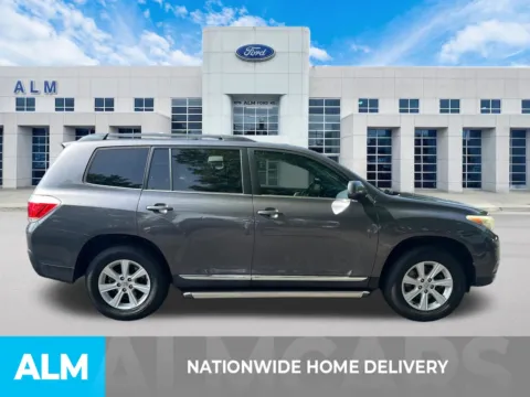 More photos of 2013 Toyota Highlander Base Plus at ALM Ford Marietta, GA