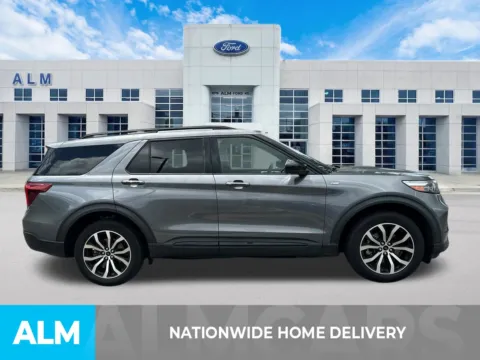 More photos of 2022 Ford Explorer ST-Line at ALM Ford Marietta, GA