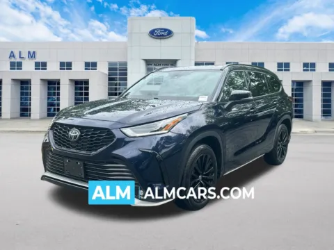 Blue 2025 Toyota Highlander XSE for sale in Marietta, GA