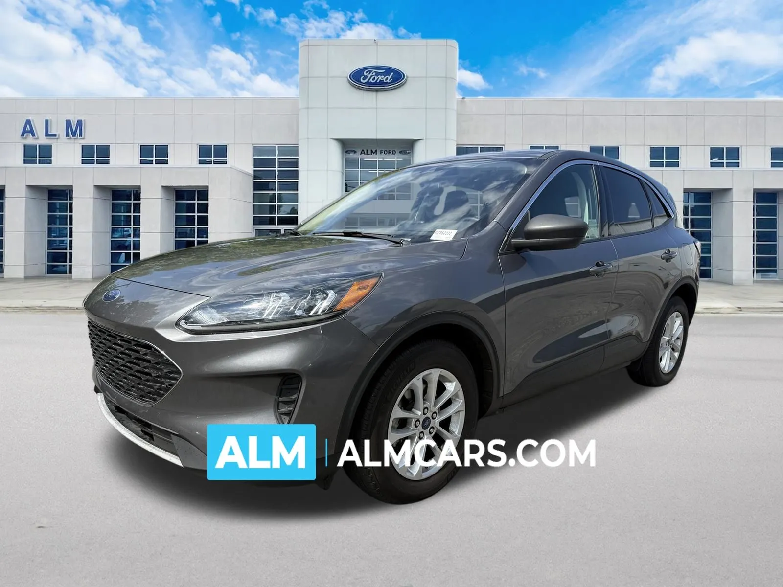 Gray 2022 Ford Escape SE for sale in Marietta, GA