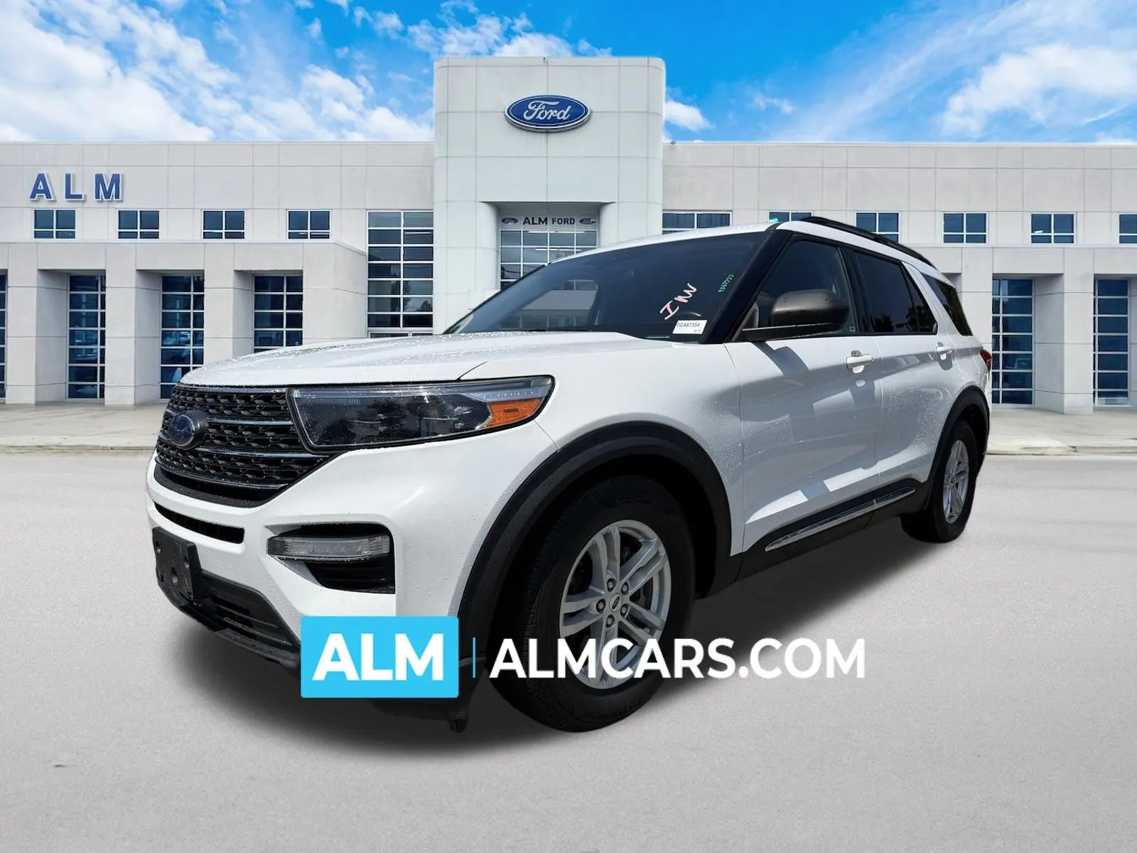 White 2023 Ford Explorer XLT for sale in Marietta, GA