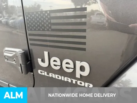 More photos of 2020 Jeep Gladiator Overland at ALM Ford Marietta, GA