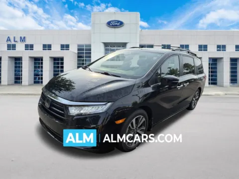 Black 2022 Honda Odyssey Touring for sale in Marietta, GA