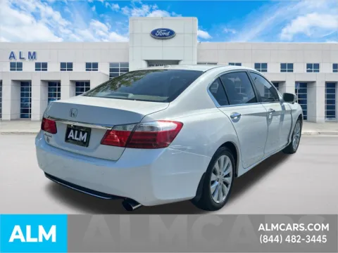 More photos of 2014 Honda Accord EX-L at ALM Ford Marietta, GA