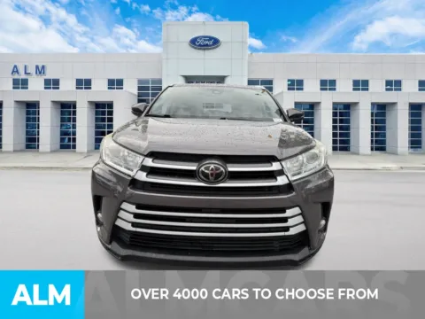 Photos of 2018 Toyota Highlander XLE for sale in Marietta, GA at ALM Ford Marietta