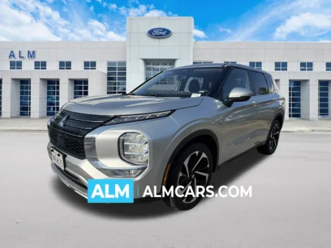 Silver 2024 Mitsubishi Outlander SE for sale in Marietta, GA