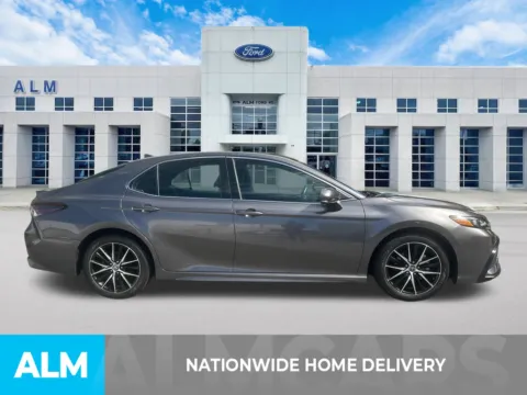More photos of 2022 Toyota Camry SE at ALM Ford Marietta, GA