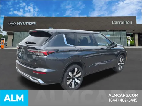 More photos of 2025 Mitsubishi Outlander SE at ALM Ford Marietta, GA