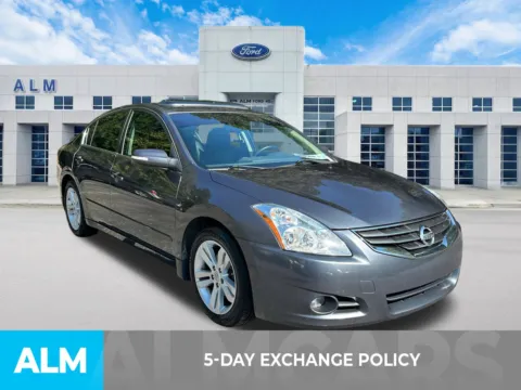 Another view of 2011 Nissan Altima 3.5 SR for sale in Marietta, GA at ALM Ford Marietta