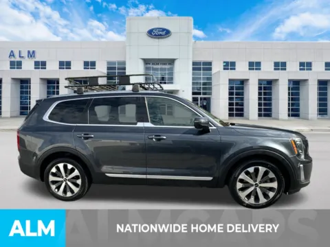 More photos of 2022 Kia Telluride S at ALM Ford Marietta, GA
