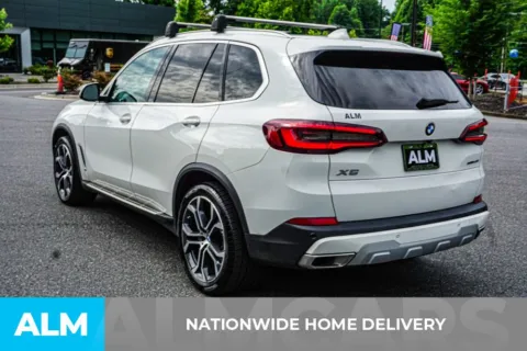 More photos of 2023 BMW X5 sDrive40i at ALM Marietta, GA