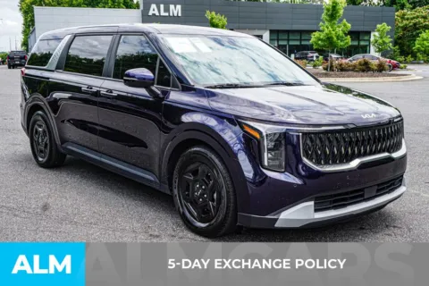 More photos of 2025 Kia Carnival LXS at ALM Marietta, GA