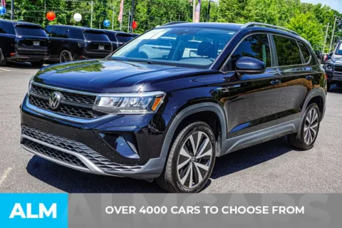 Photos of 2024 Volkswagen Taos 1.5T SE for sale in Marietta, GA at ALM Marietta