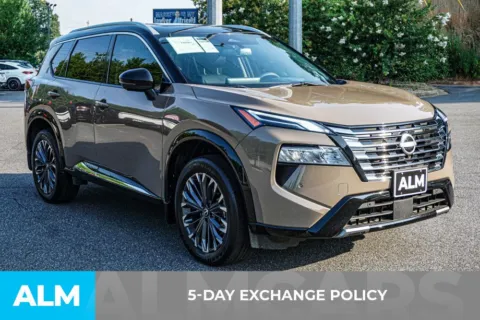 More photos of 2024 Nissan Rogue Platinum at ALM Marietta, GA