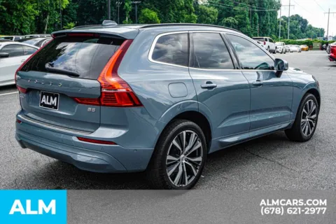More photos of 2022 Volvo XC60 B5 Momentum at ALM Marietta, GA