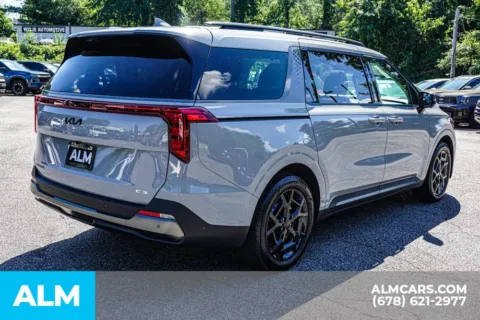More photos of 2025 Kia Carnival Hybrid SX at ALM Marietta, GA