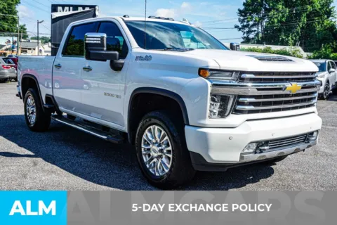 More photos of 2020 Chevrolet Silverado 2500 HD High Country at ALM Marietta, GA