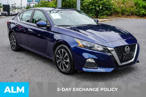 More photos of 2022 Nissan Altima 2.5 S at ALM Marietta, GA