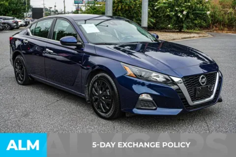 More photos of 2022 Nissan Altima 2.5 S at ALM Marietta, GA