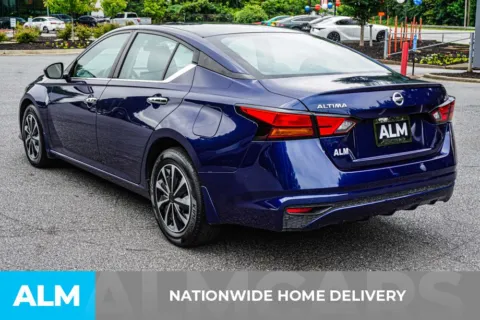 More photos of 2022 Nissan Altima 2.5 S at ALM Marietta, GA