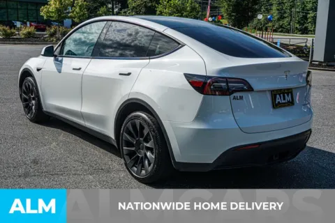 More photos of 2023 Tesla Model Y Long Range at ALM Marietta, GA