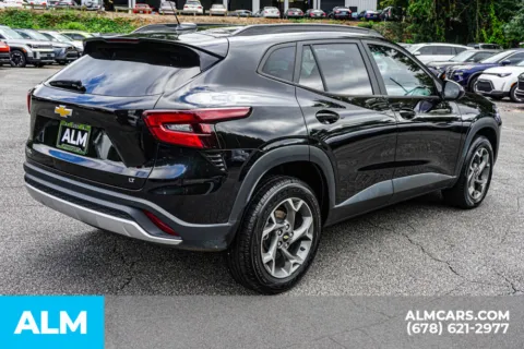 More photos of 2025 Chevrolet Trax LT at ALM Marietta, GA