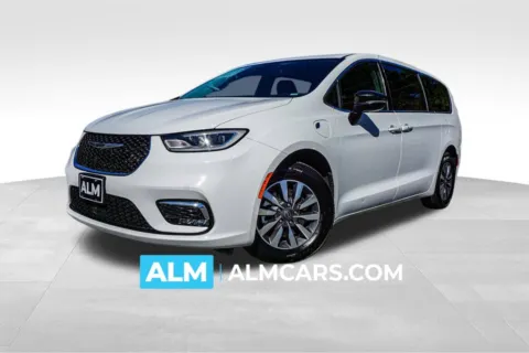 White 2024 Chrysler Pacifica Hybrid Select for sale in Marietta, GA